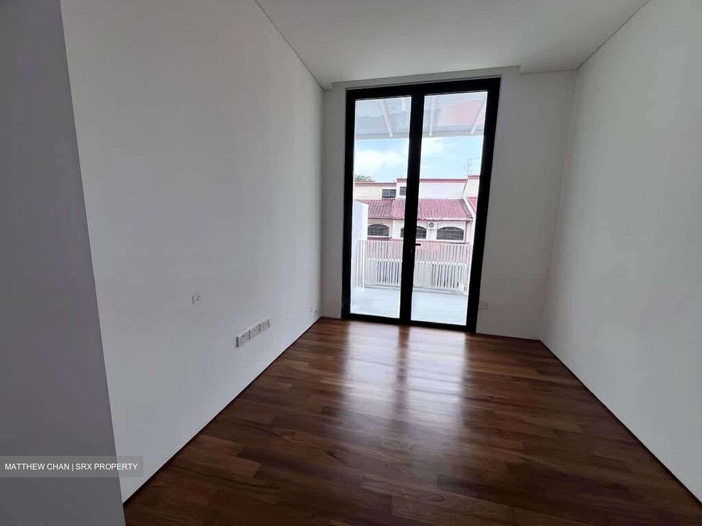West Coast Road (D5), Terrace #532824591